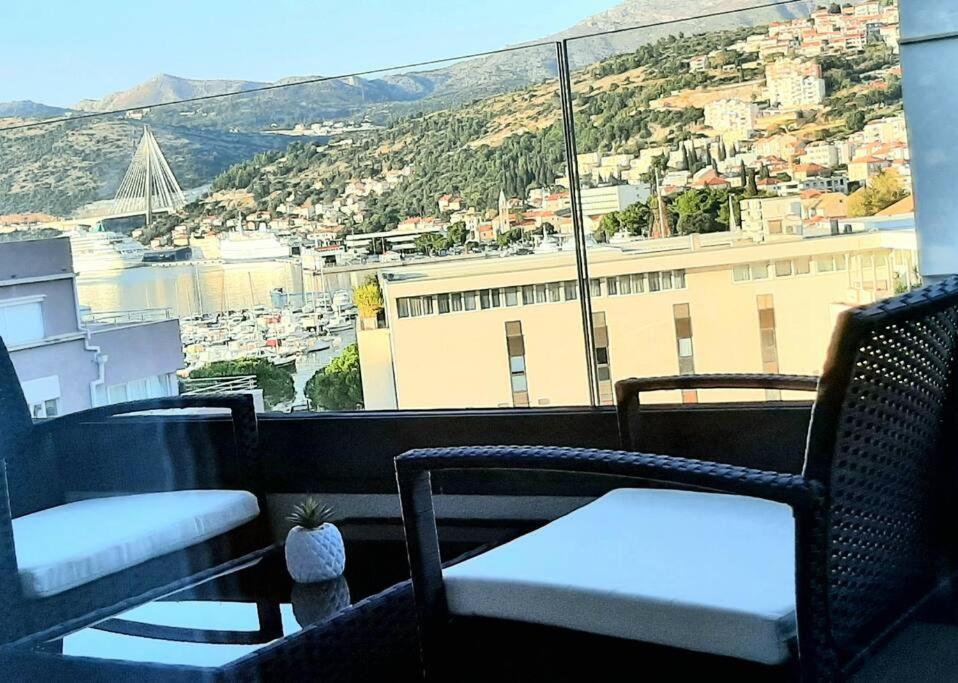 Gorgeous Dubrovnik Sea View Apartment With Free Parking Eksteriør billede