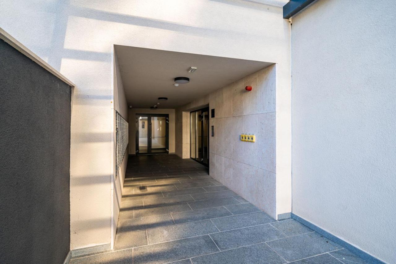 Gorgeous Dubrovnik Sea View Apartment With Free Parking Eksteriør billede